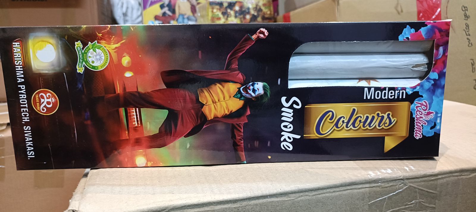 Colour smoke